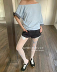 12a52 Asymmetrical gingham-sleeve set – pastel tones