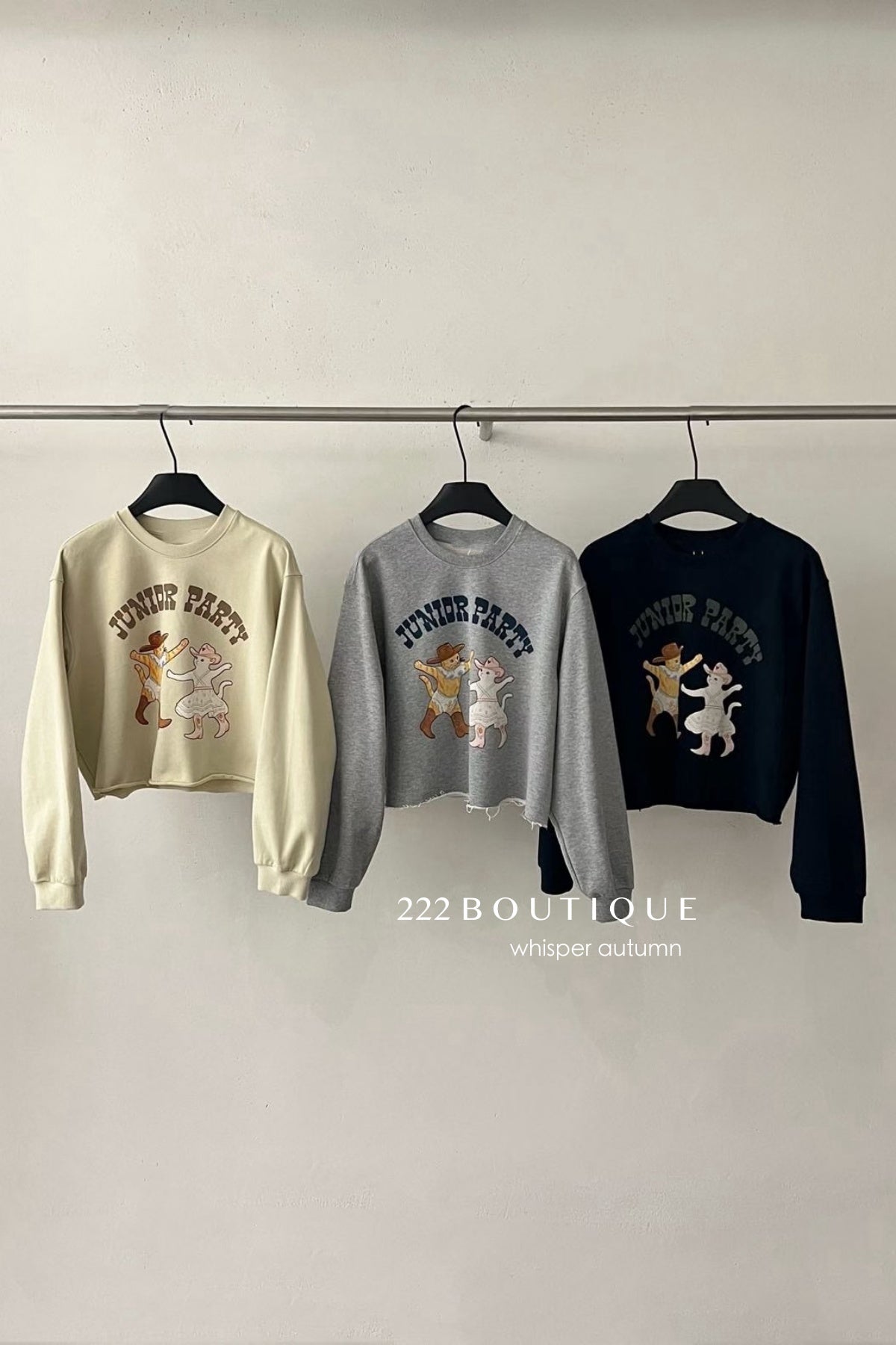 17a17 Cropped printed sweater