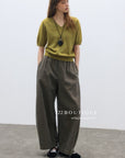 17q12 y elastic-waist pants