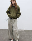 17q12 y elastic-waist pants