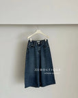 17q14 Basic cropped jeans