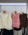 17a116 Basic V-neck cashmere knit vest