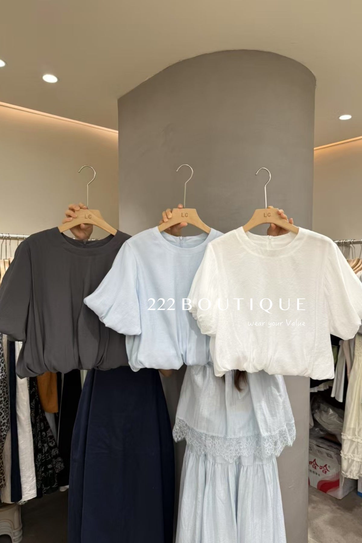 13a123 Balloon hem cotton tops – airy basics