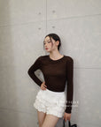 16a79 + 16q12 Set – Lightweight long-sleeve top & Textured lace-hem skirt