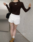 16a79 + 16q12 Set – Lightweight long-sleeve top & Textured lace-hem skirt