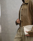 16a30 Leather jacket with Peter Pan collar and buttoned sleeves