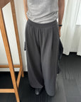 17q26 Basic straight-leg cotton-poly trousers