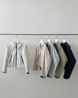 17a42 Basic windbreaker jacket