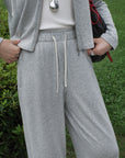 17a43 + 17q27 Set – Cropped zip-up hoodie & straight-leg trousers