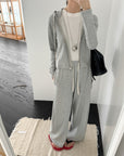 17a43 + 17q27 Set – Cropped zip-up hoodie & straight-leg trousers