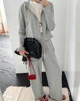 17a43 + 17q27 Set – Cropped zip-up hoodie & straight-leg trousers