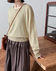17a21 Basic Mongtoghi cashmere top