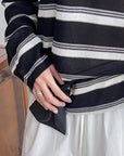 17a23 Basic Mongtoghi off-shoulder knit