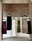 15v33 Satin midi skirt – fluid, clean, and elevated