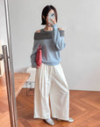 17A28 Off-shoulder Mongtoghi cashmere top with button detail