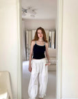 15a72 Contrast-trim cami top – fresh & playful