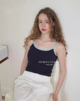 15a72 Contrast-trim cami top – fresh & playful