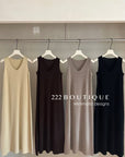 15v35 Sleeveless V-neck knit dress – clean lines, soft drape