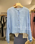 15a63 Linen button-down blouse – airy texture, modern ease