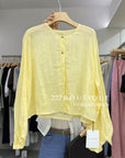 15a63 Linen button-down blouse – airy texture, modern ease