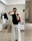 16a23 Sleeveless cotton top with lace trim