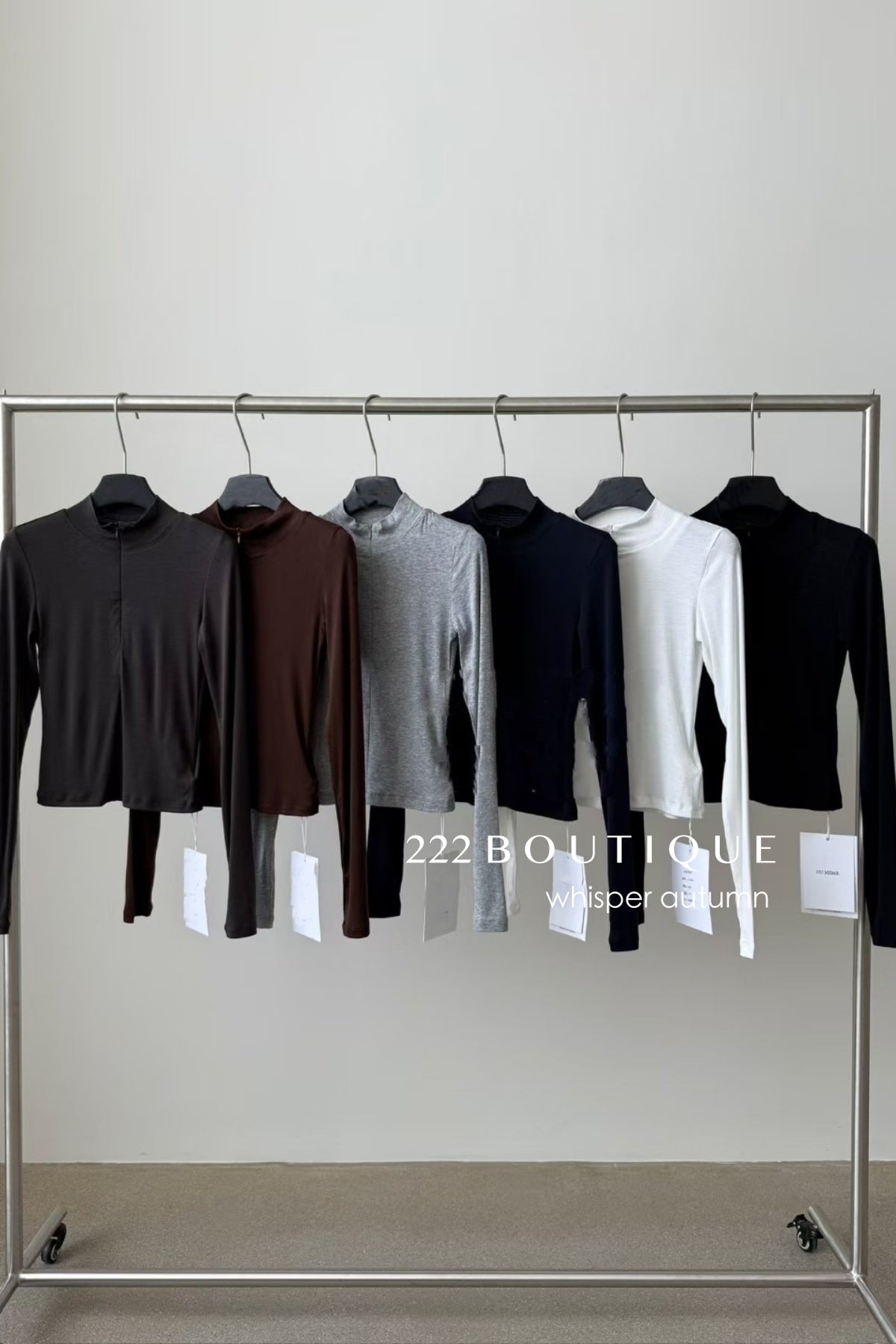 16a25 Zip-up cotton long-sleeve top