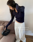 16a25 Zip-up cotton long-sleeve top