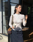 16a25 Zip-up cotton long-sleeve top