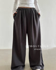 16q8 Basic straight-leg cotton trousers