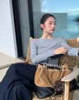 16a26 Fitted cotton long-sleeve top