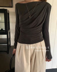 16a57 Asymmetrical shoulder long-sleeve tee
