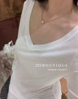 16a53 Lightweight V-neck long-sleeve tee