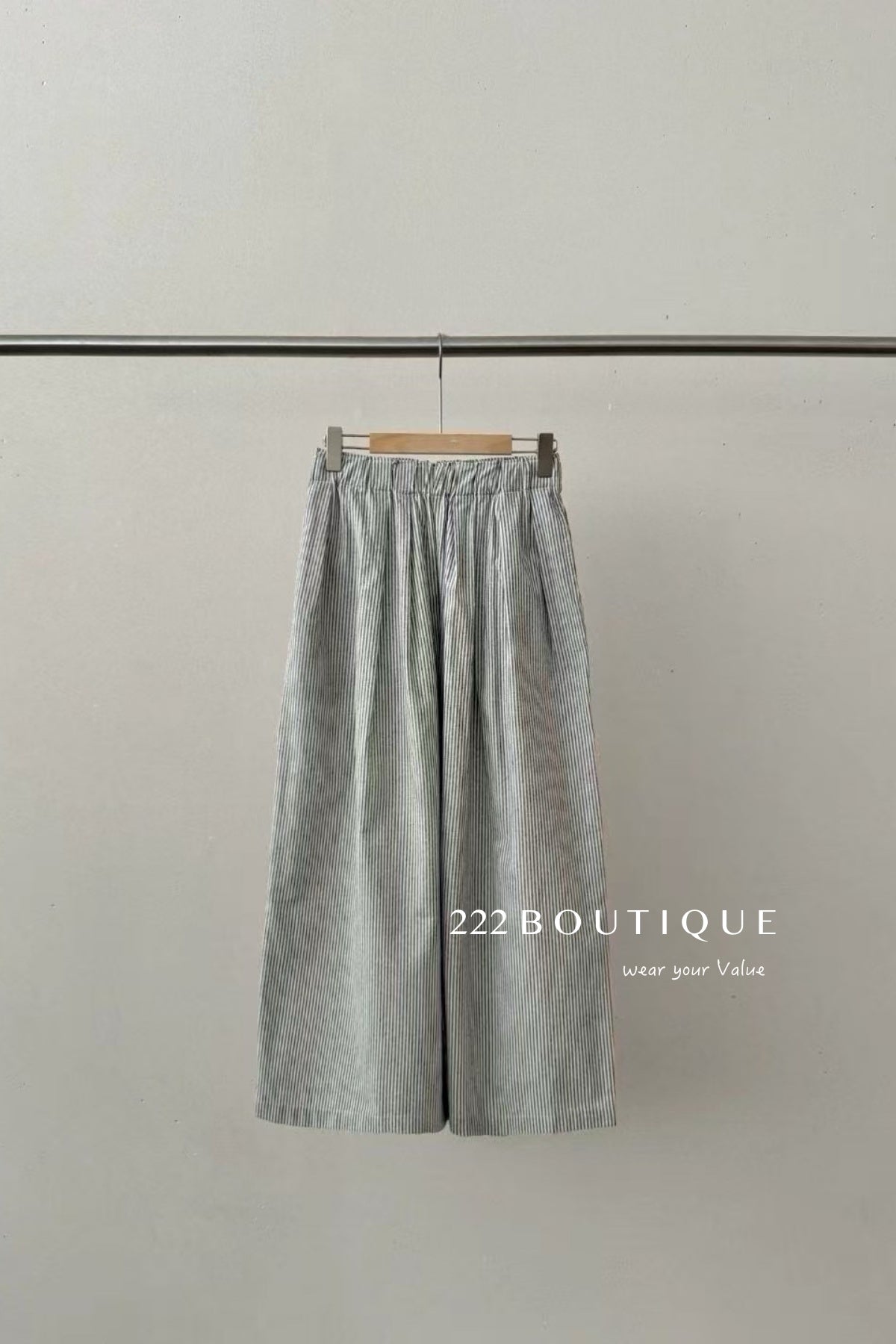 13Q11 Breathable Wide Straight-leg Pants