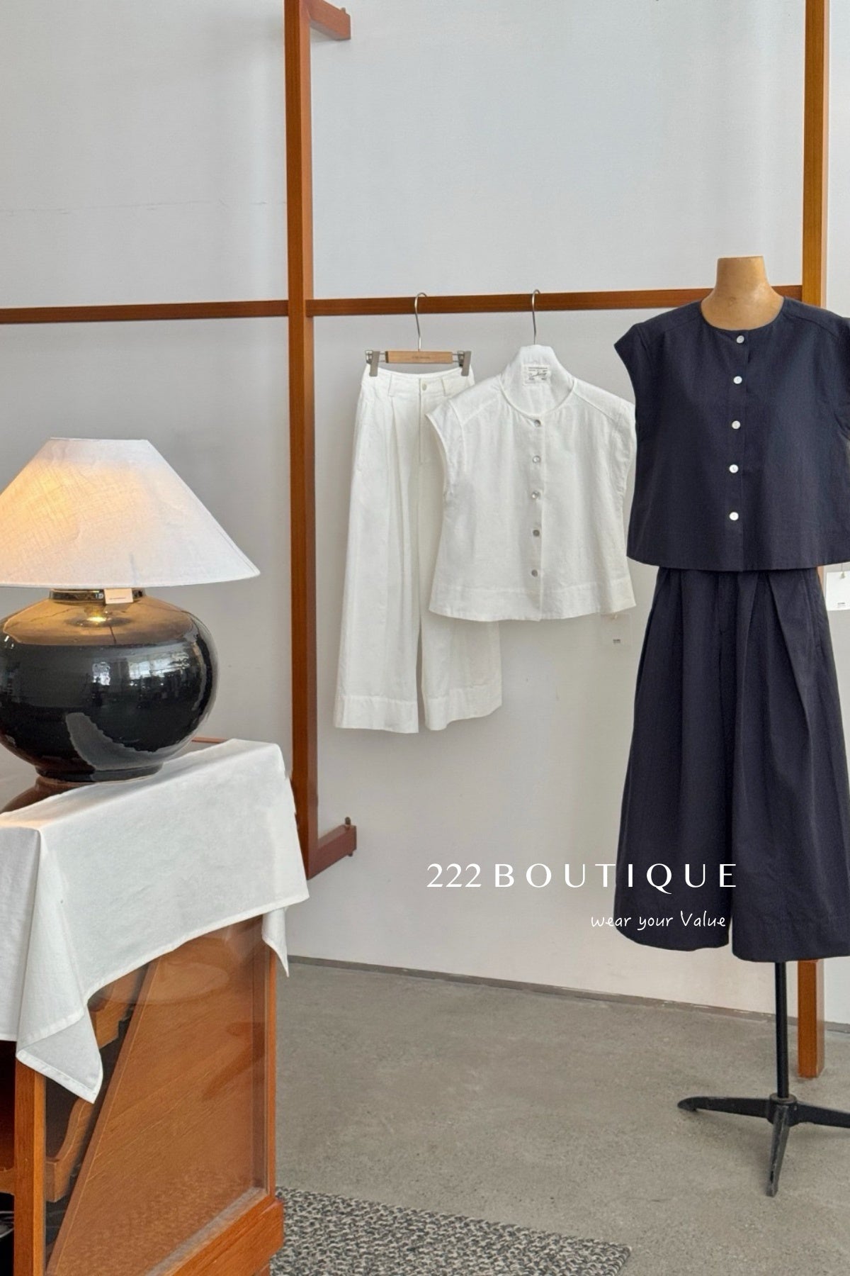 13A22 13Q14 Tailored Vest and Trousers Set