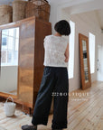 13Q10 Ruffle Hem Straight Pants