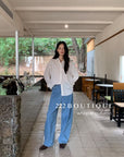 16q17 Basic straight-leg jeans