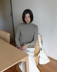 18a29 Cashmere turtleneck top