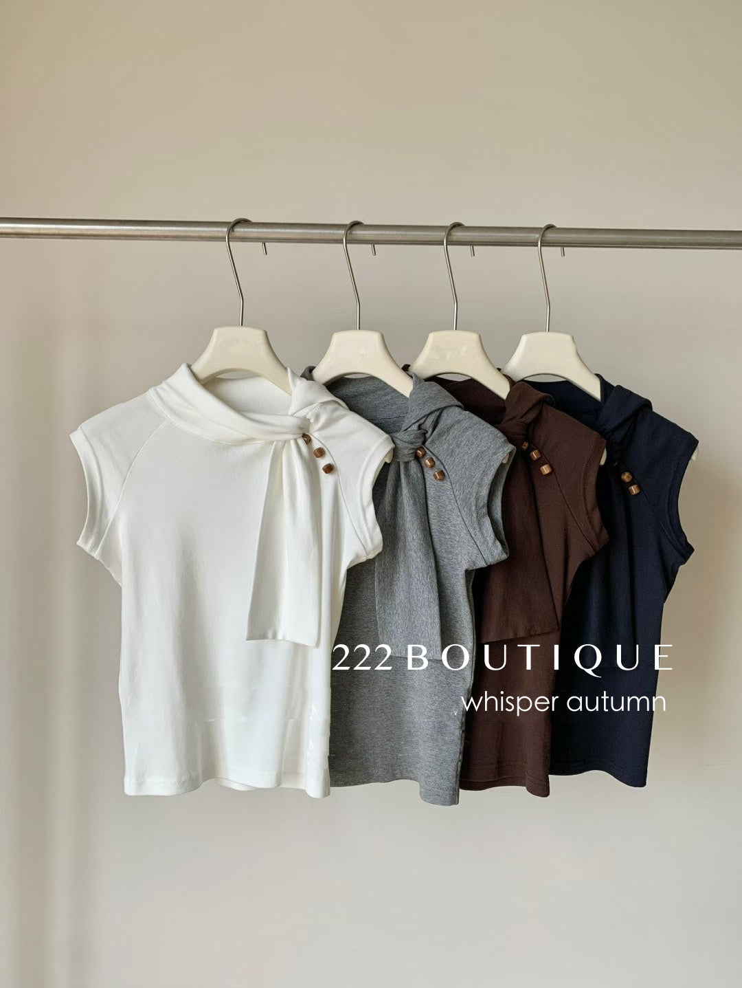 16a71 Mongtoghi sleeveless top with tie-neck