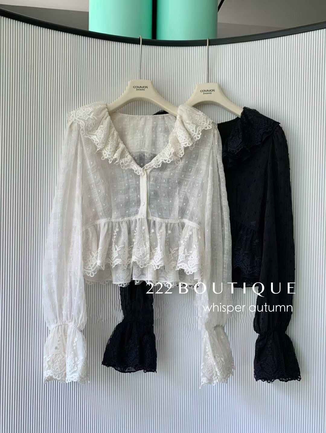 16a72 Lace ruffle cropped blouse