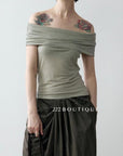 15a1 Drape-front bandeau top – soft and sculpted
