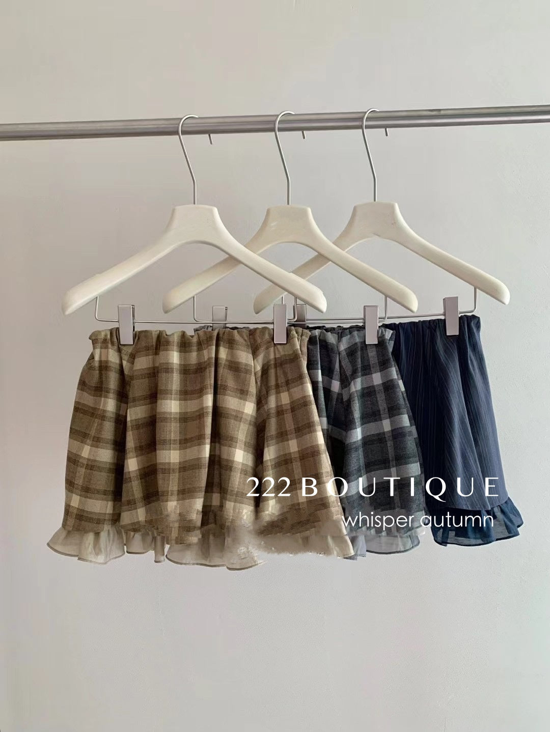 16v19 Basic plaid mini skirt