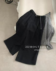 16Q15 Straight-leg khaki trousers with belt