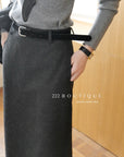 18v5 Wool pencil skirt – long, minimalist
