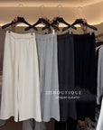 17q33 Cotton trousers with ruffled waist