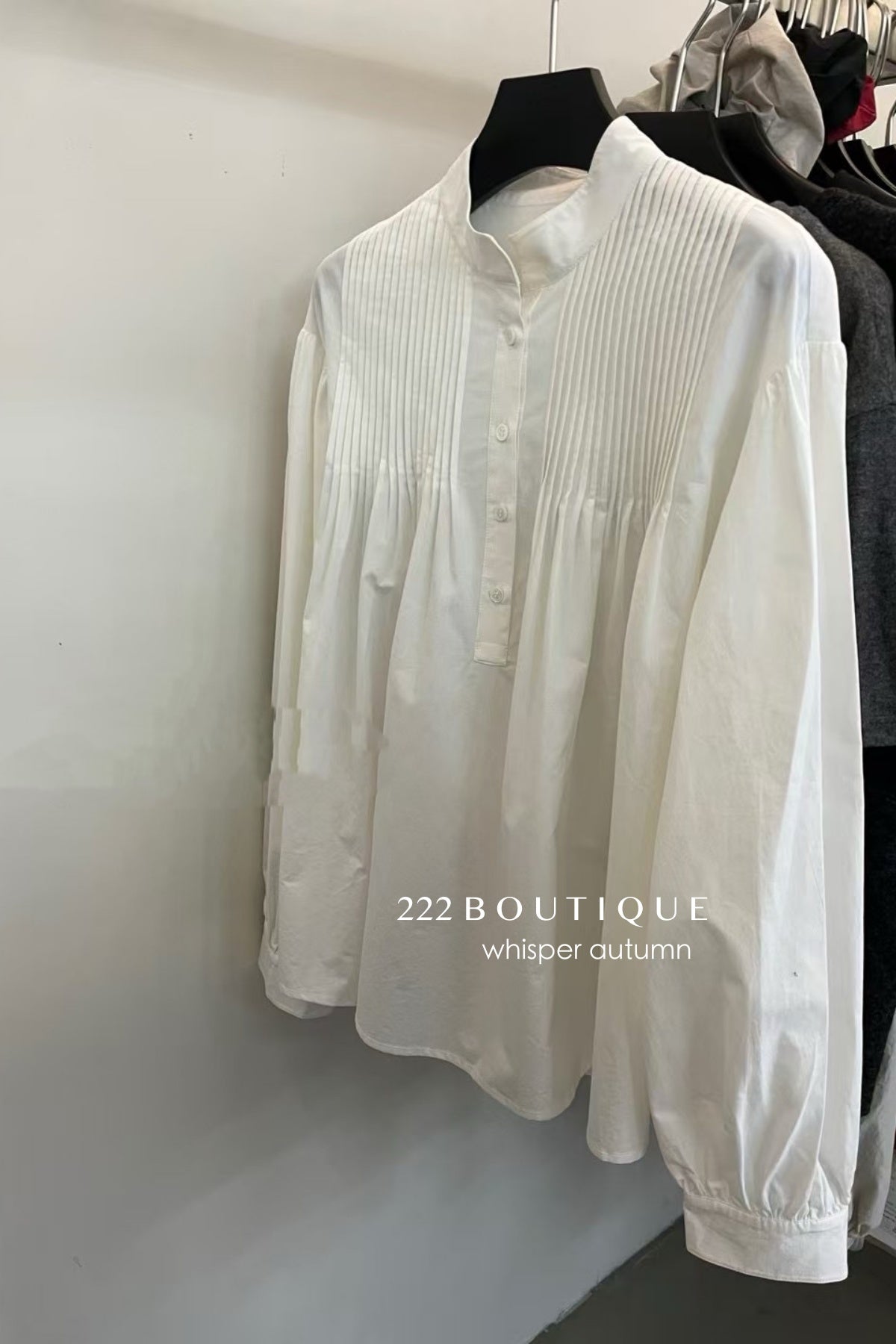17a54 Basic plain cotton shỉrt