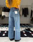 17Q37 Basic straight-leg jeans