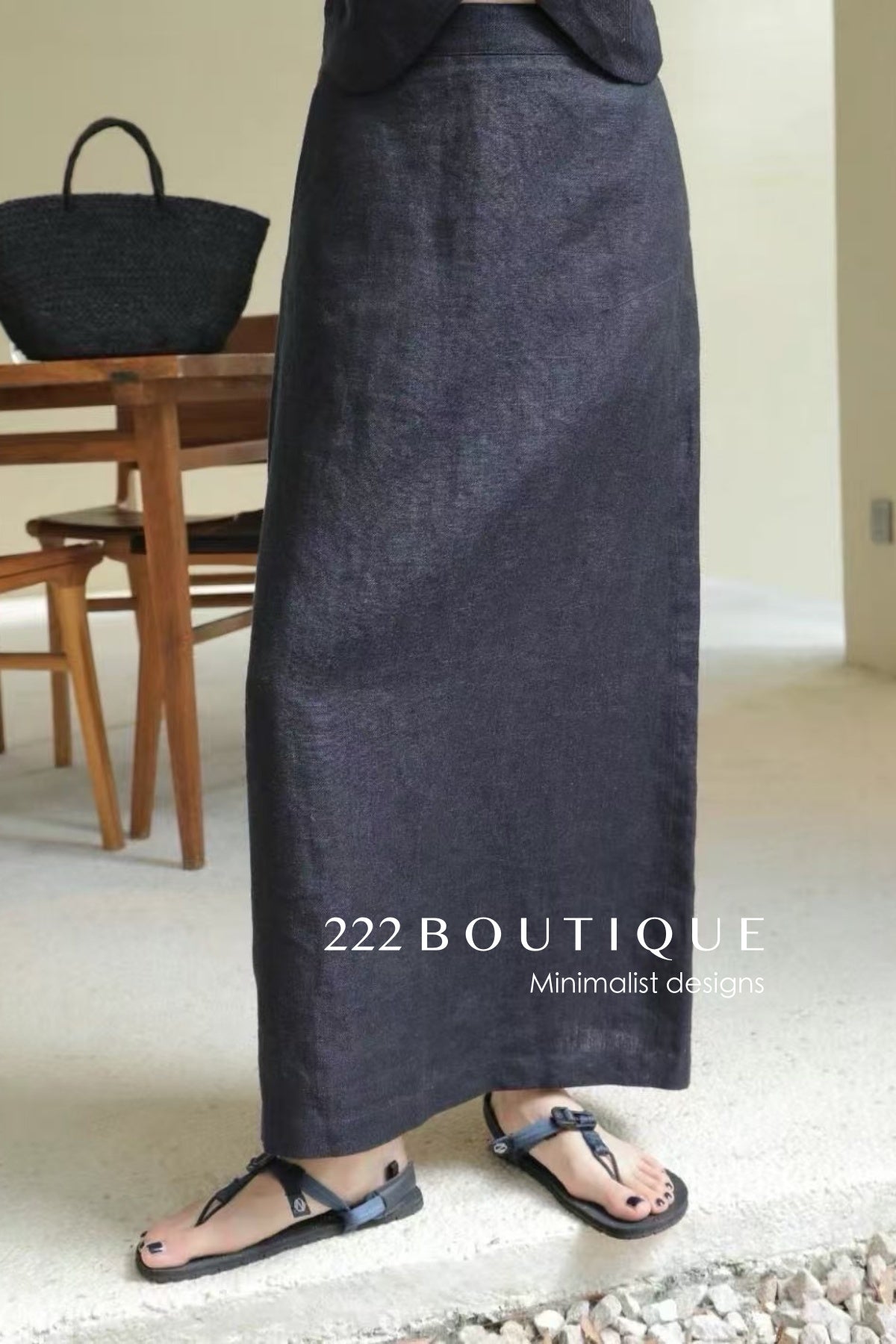 12A153 12V127 Minimal Vest and Long Skirt Set