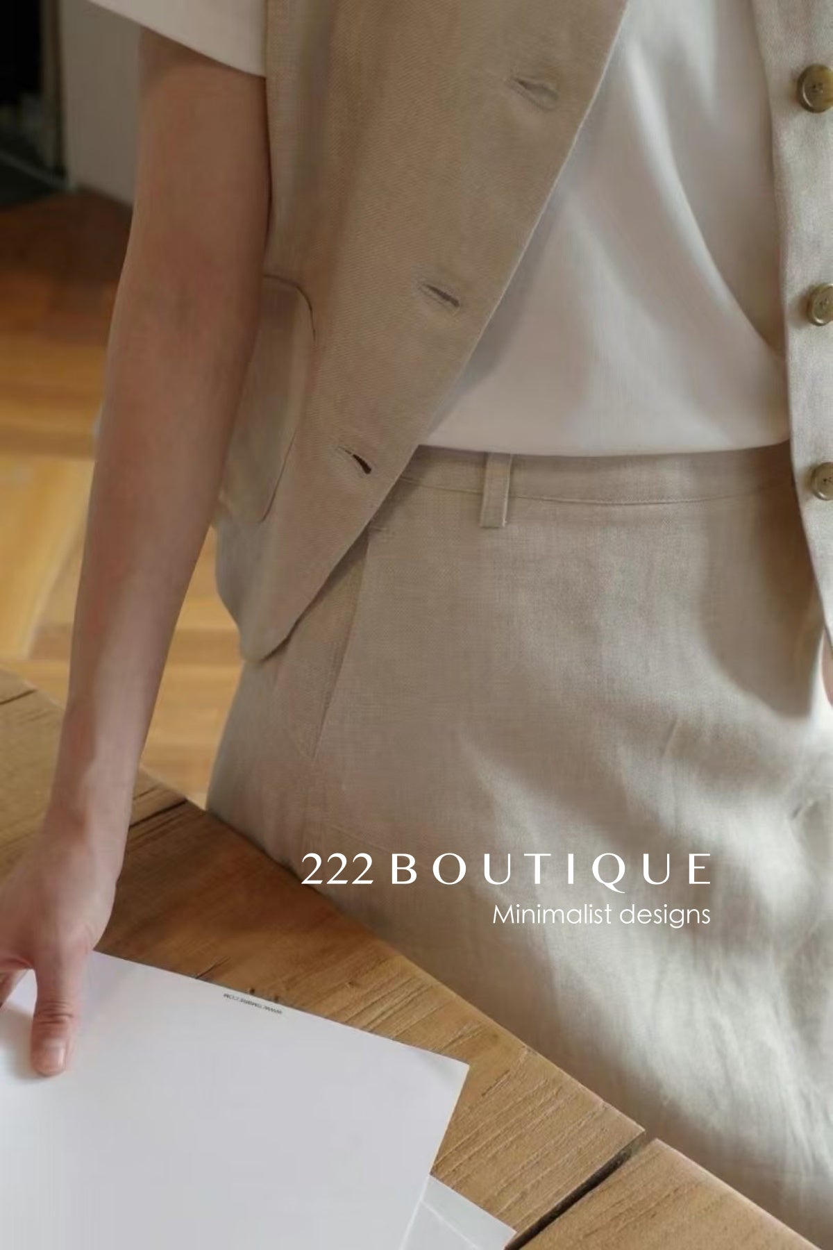 12A153 12V127 Minimal Vest and Long Skirt Set