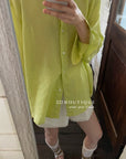 13a20 Basic button-down shirt