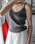 13a58 Spaghetti strap top
